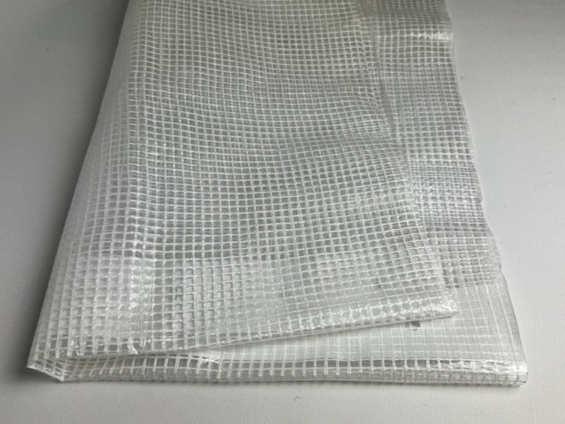 Zimní ochranná plachta na stavbu a lešení s termoizolací (vyztužená) - 3,2x20m, 240gr
